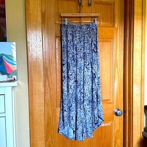 NWoT White Birch S Paisley tulip pants